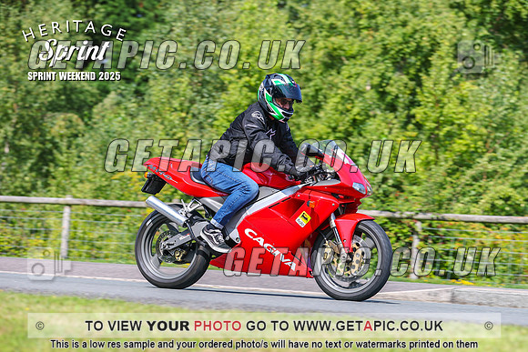 GP2508-8165-L_LOGO_ON_PHOTO