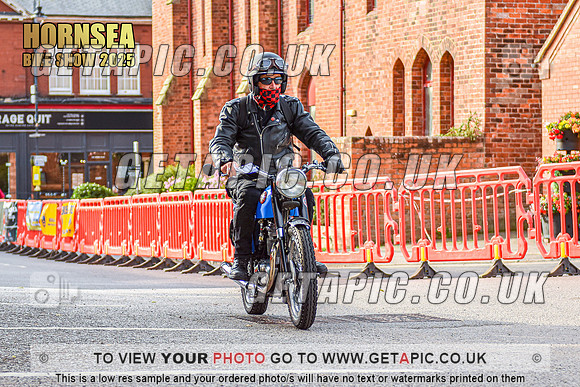 TW2508-006_LOGO_ON_PHOTO