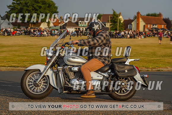 RS2207_8944