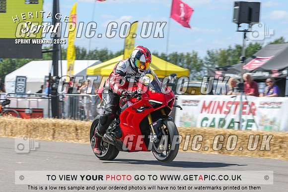 GP2508-5547_LOGO_ON_PHOTO