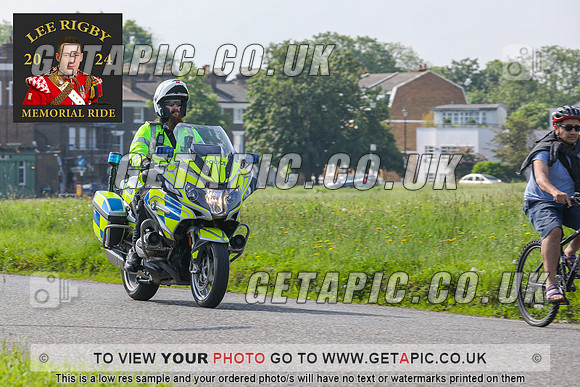 GP2405-3227-C_LOGO_ON_PHOTO