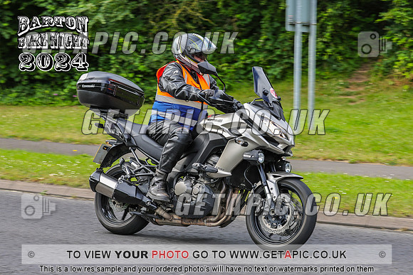 PR2407-1528_LOGO_ON_PHOTO