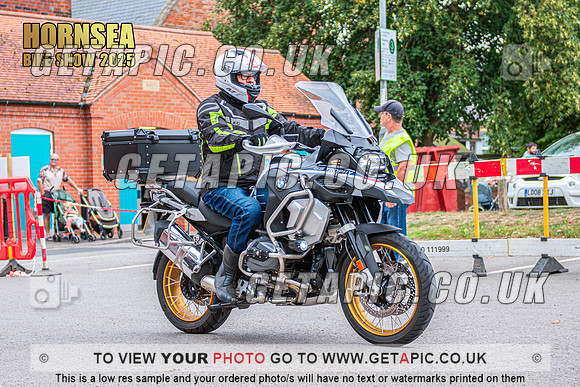 TW2508-1715_LOGO_ON_PHOTO