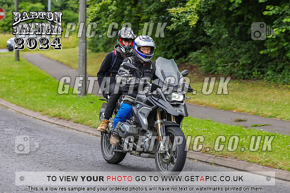 PR2407-5747_LOGO_ON_PHOTO