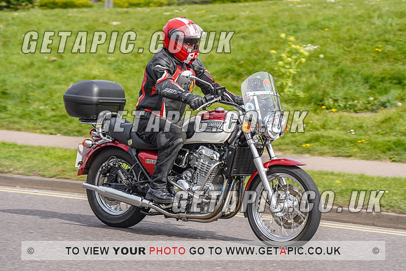 RS2204_6851
