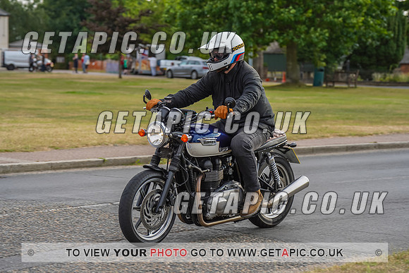RS2207_8455