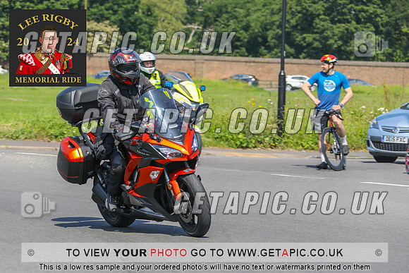 GP2405-4554-C_LOGO_ON_PHOTO