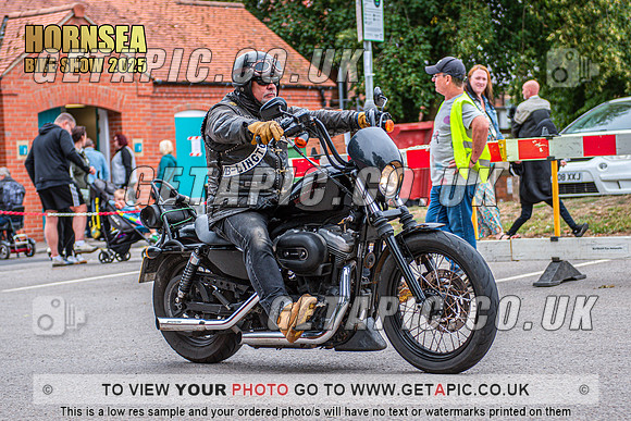 TW2508-4618_LOGO_ON_PHOTO