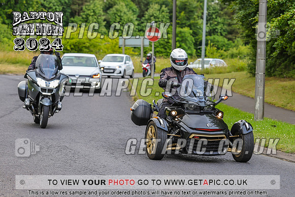 PR2407-3992_LOGO_ON_PHOTO