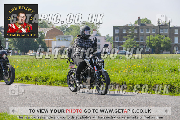 GP2405-3577_LOGO_ON_PHOTO