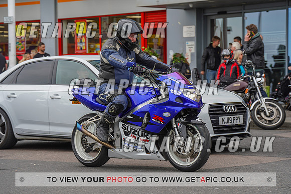 RS2205_8273