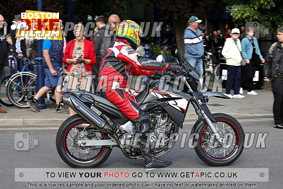 PR2407-11726_LOGO_ON_PHOTO