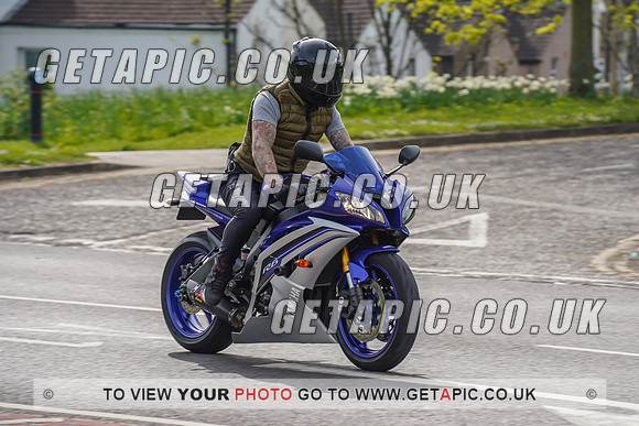 RS2204_3956