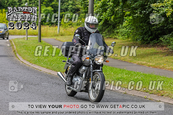 PR2407-017_LOGO_ON_PHOTO