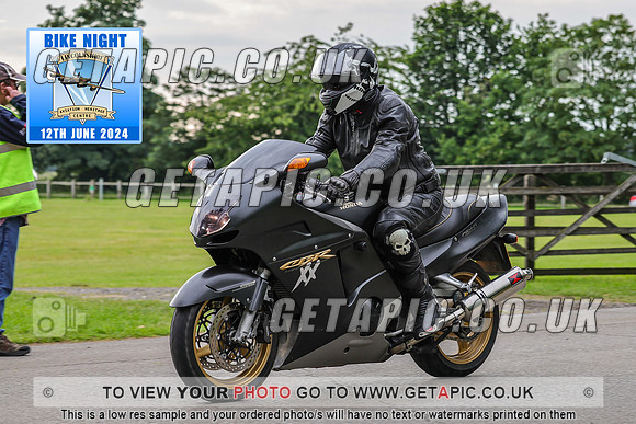 PR2406-06530-C_LOGO_ON_PHOTO