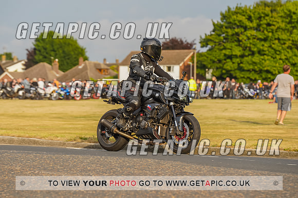 RS2207_8731