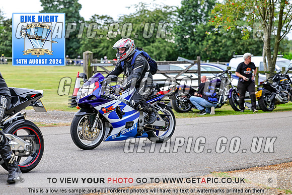 PR2408-12718_LOGO_ON_PHOTO