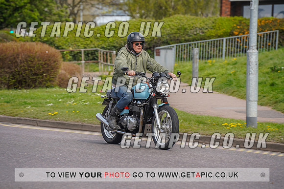 RS2204_5524