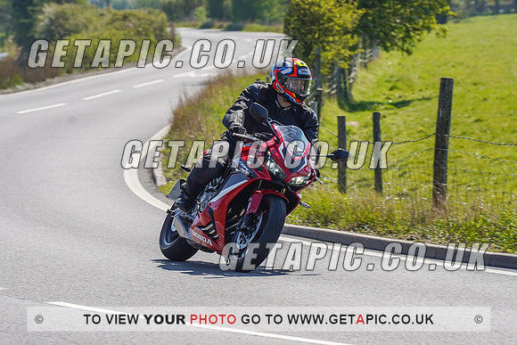 RS2204_2515