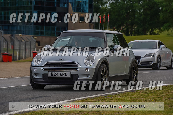 RS2206_12491