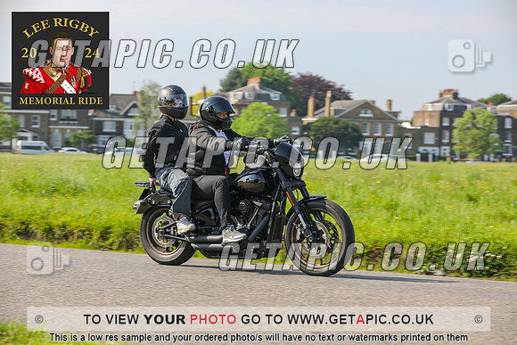 GP2405-3190_LOGO_ON_PHOTO