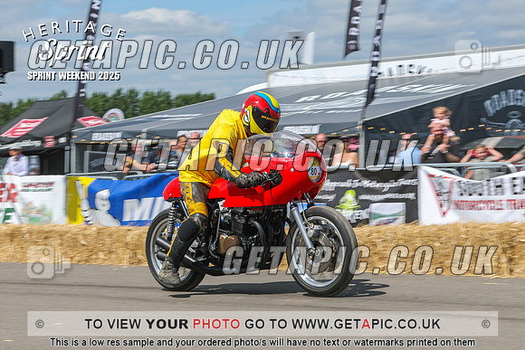 GP2508-4093_LOGO_ON_PHOTO