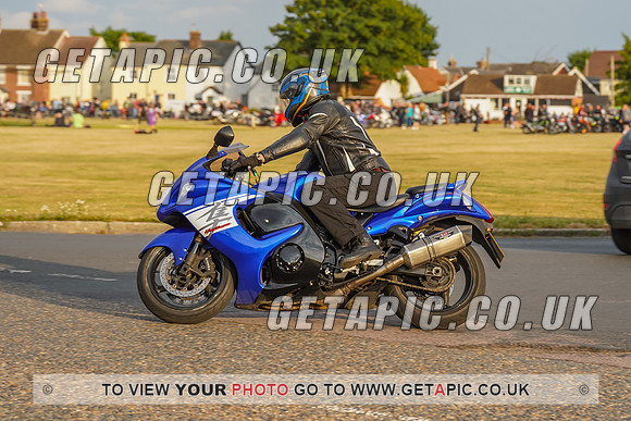 RS2207_8882