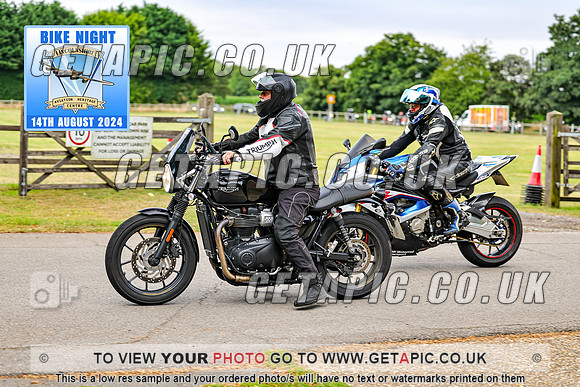 PR2408-11784_LOGO_ON_PHOTO