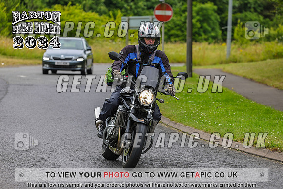 PR2407-105_LOGO_ON_PHOTO