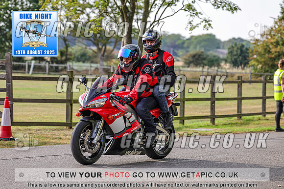 PR2508-10752_LOGO_ON_PHOTO