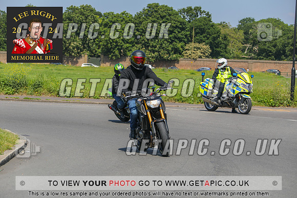 GP2405-4562_LOGO_ON_PHOTO