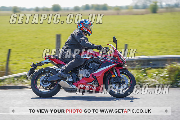 RS2204_2518