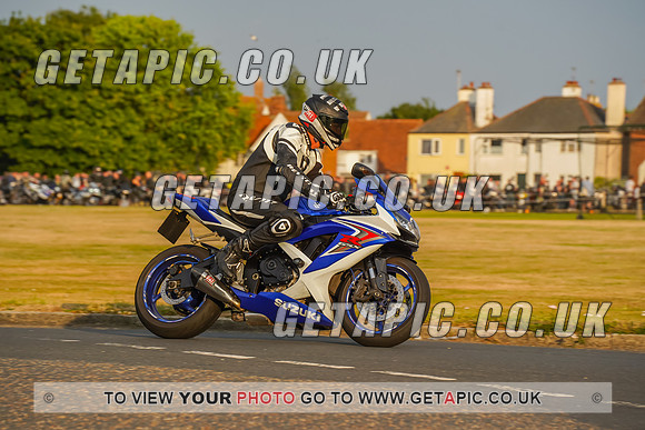 RS2207_9120