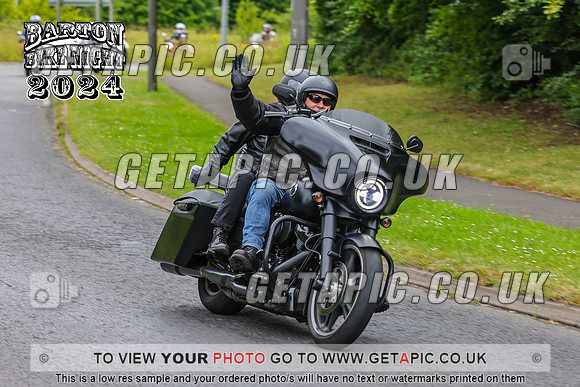 PR2407-4876_LOGO_ON_PHOTO