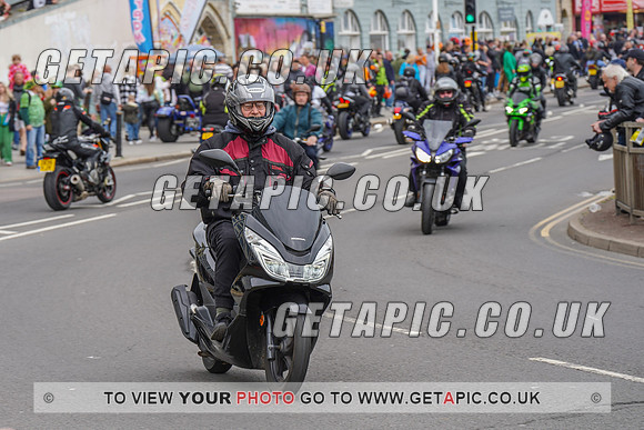 RS2205_13020
