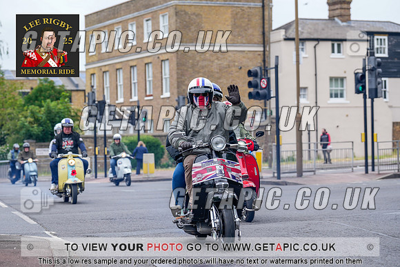 MW2505-20924_LOGO_ON_PHOTO