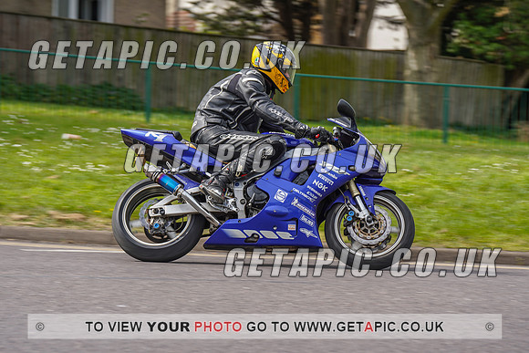 RS2204_10059