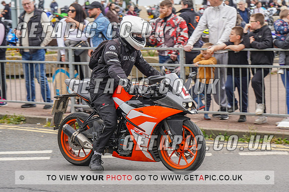 RS2205_13479