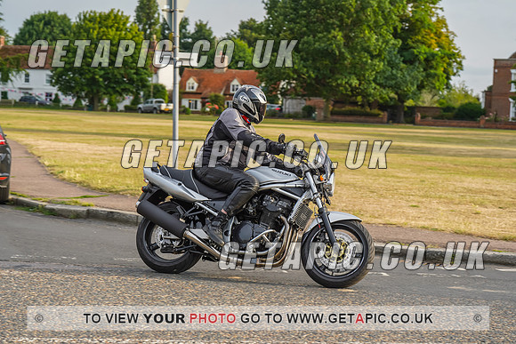 RS2207_8636