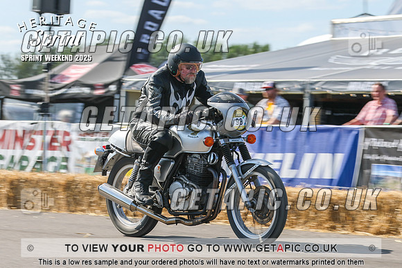 GP2508-6544_LOGO_ON_PHOTO