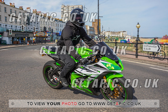 RS0622_1056