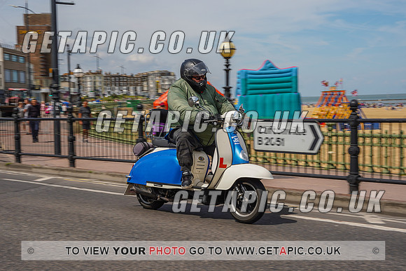 RS0622_2122