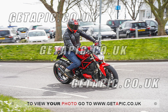 RS2204_10040