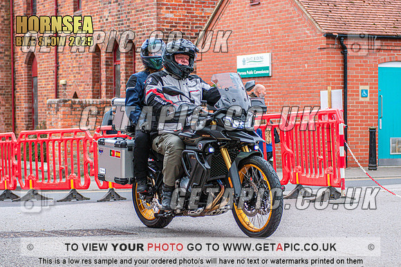 TW2508-4111_LOGO_ON_PHOTO
