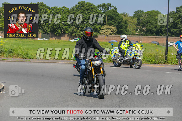GP2405-4563_LOGO_ON_PHOTO