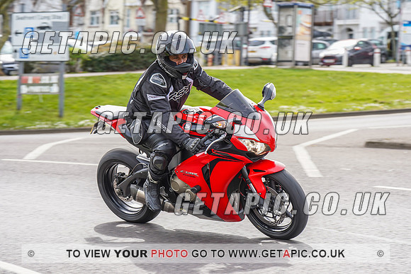 RS2204_10014