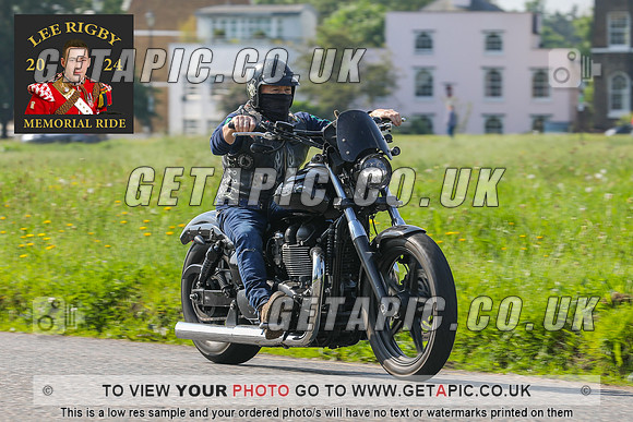 GP2405-3191-C_LOGO_ON_PHOTO