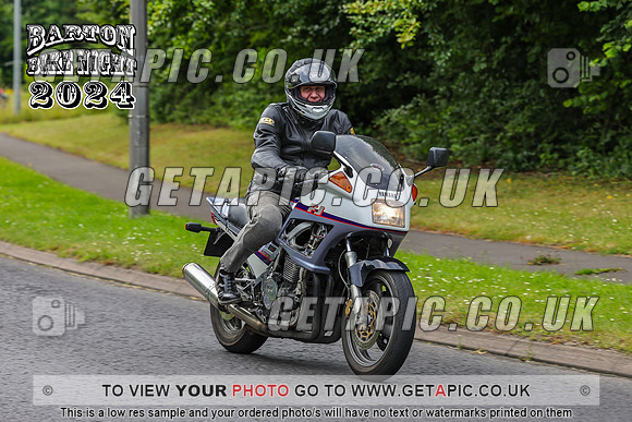 PR2407-2693_LOGO_ON_PHOTO