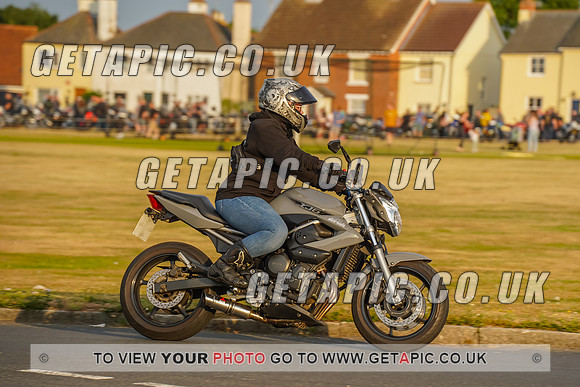 RS2207_9038