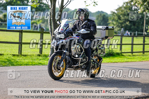 PR2506-06144_LOGO_ON_PHOTO